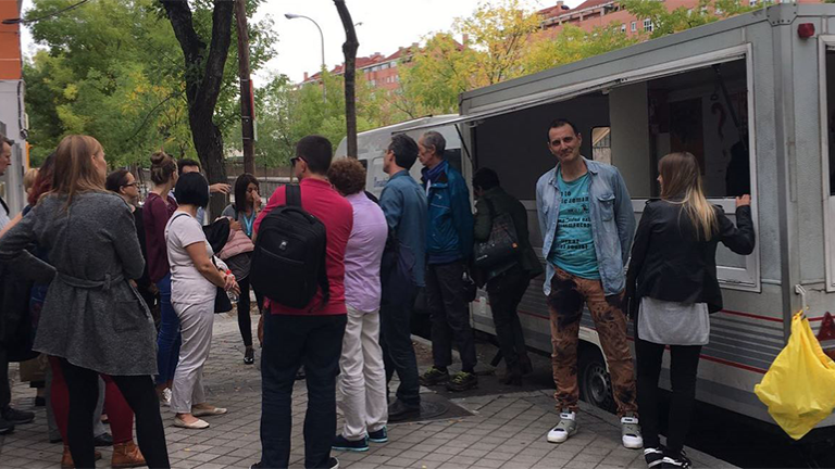Madrid-Mobile-Unit-Latvian-delegation-visits-drug-addiction